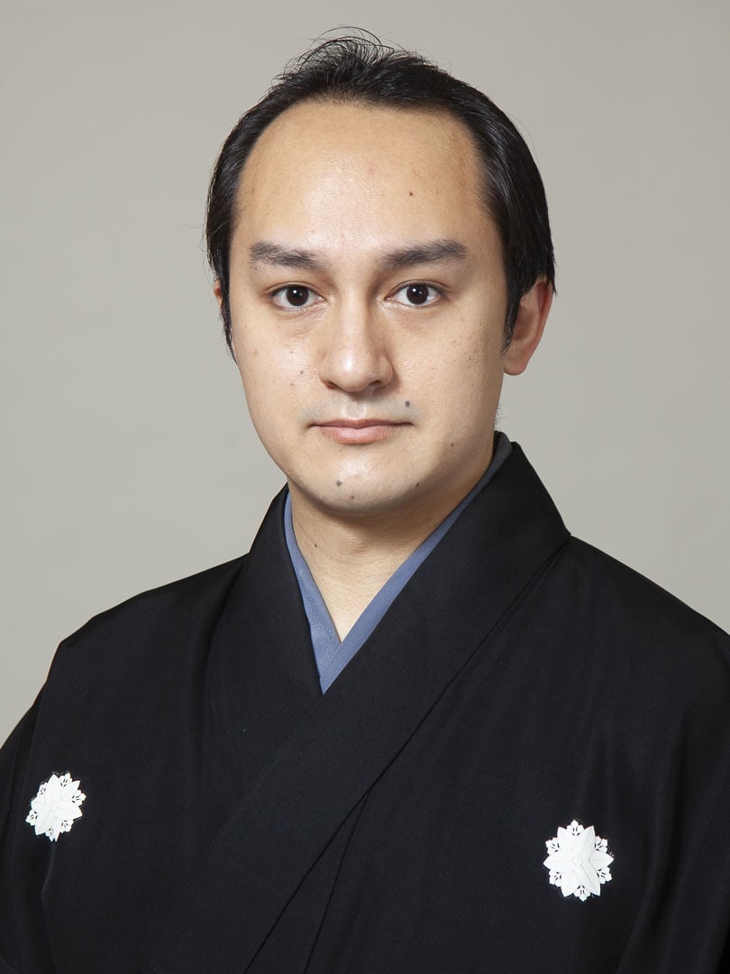 金剛龍謹